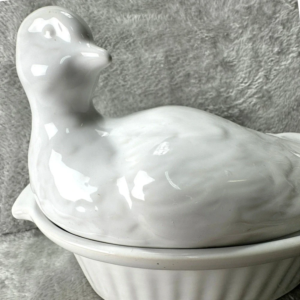 Pier 1 Imports Made in France Duck on a Nest Tureen Dish Ribbed White Ceramic